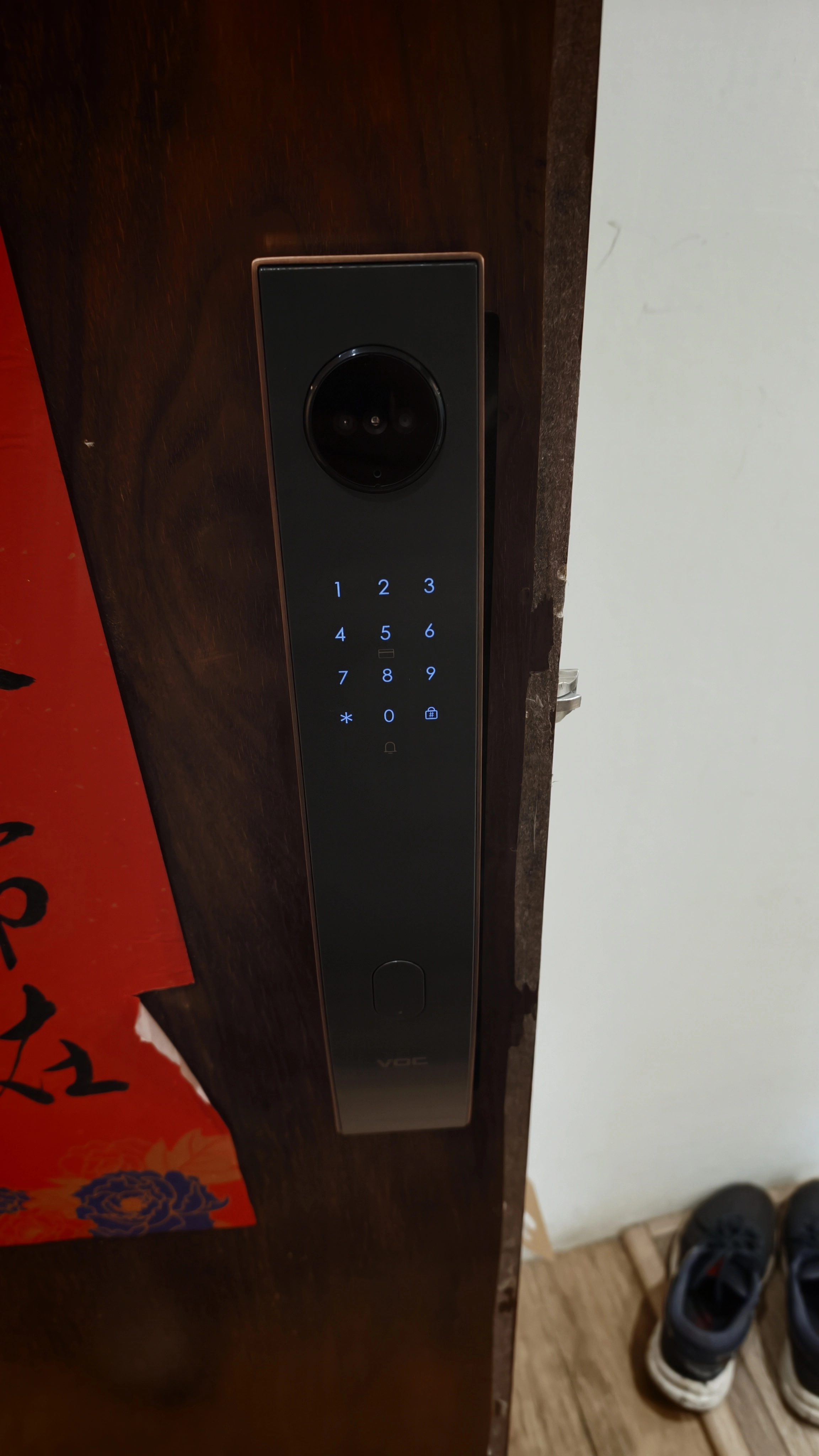 住家大門黑色密碼推拉式電子鎖完工